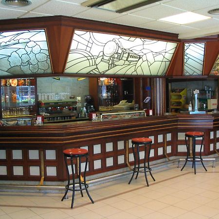 Hotel Isabel Isla Restaurant photo